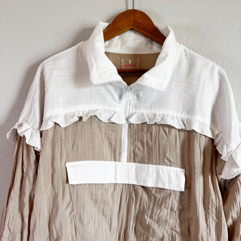 Free People Movement Let's Go Out Tan White Ruffle Pullover Jacket Size M - Picture 3 of 10